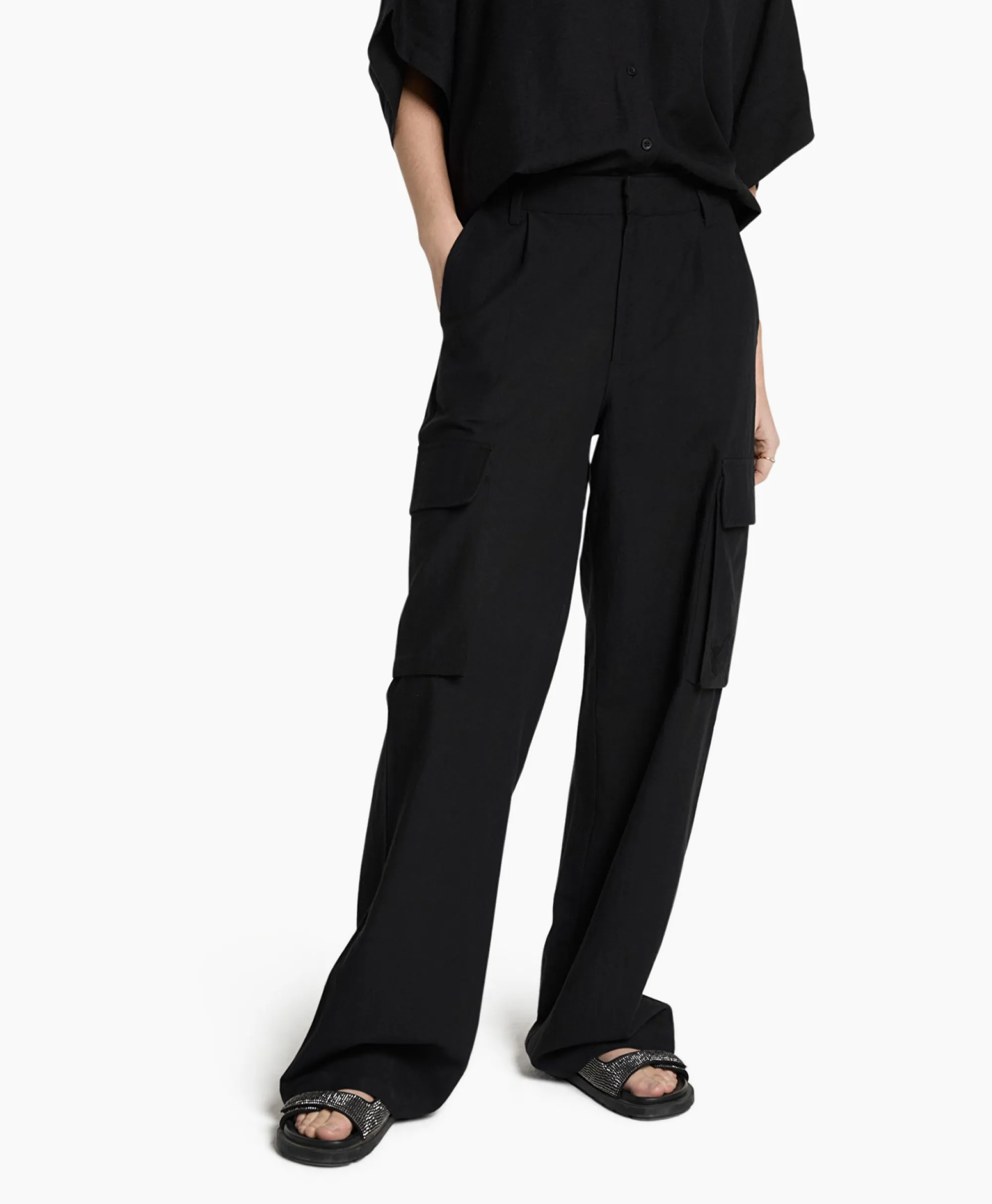 Alix The Label Cargobroek Woven Linen Cargo Zwart*Dames Broeken