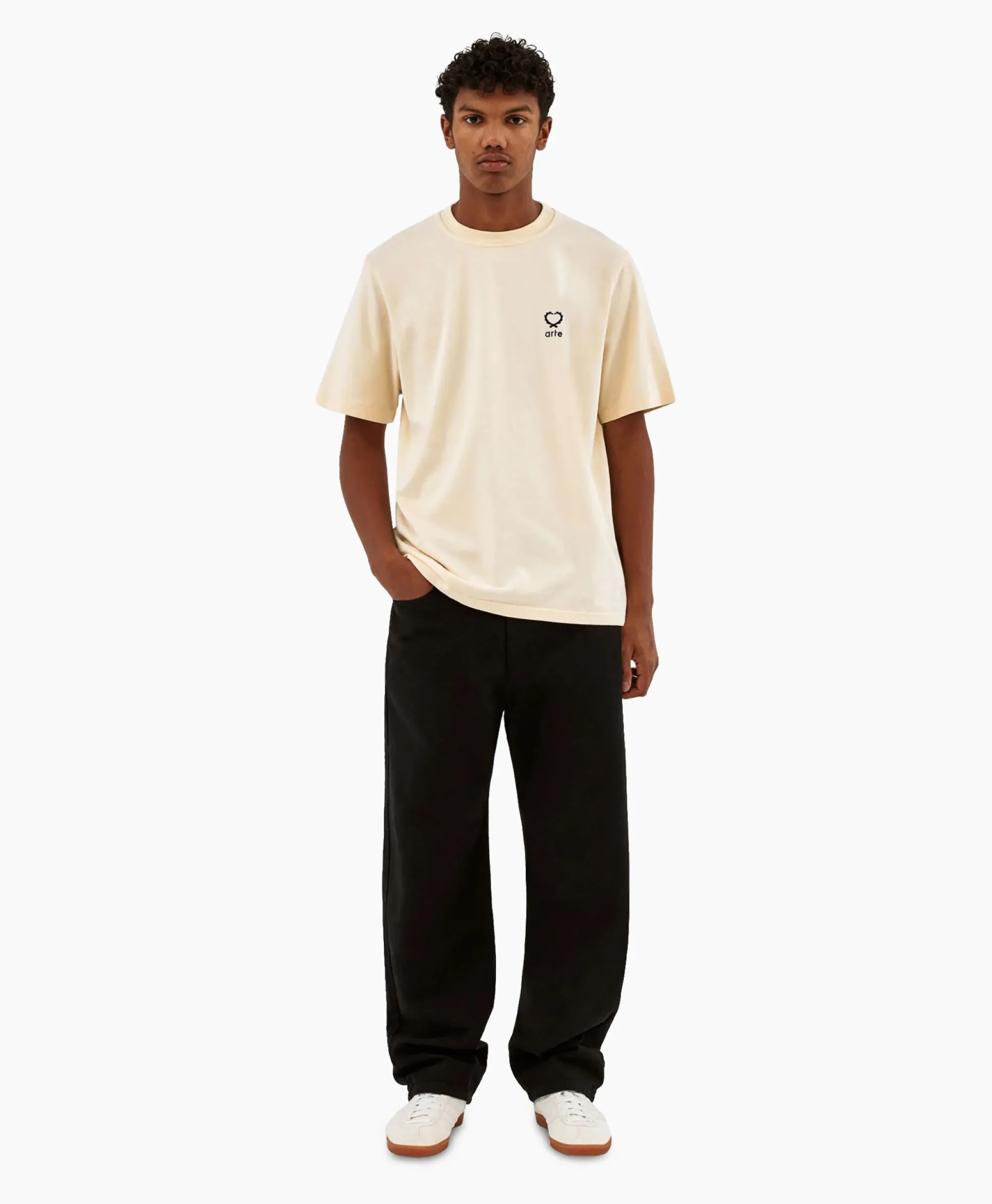 Arte Antwerp T-Shirt Korte Mouw Hearts Leaves Arte Logo Chest Off White*Heren T-Shirts