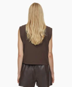 Closed Top Pleated Sleeveless Bruin*Dames T-Shirts & Tops