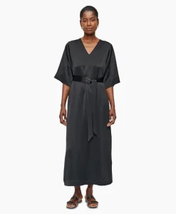 Zenggi Maxi Jurk Satin T-Shirt Zwart*Dames Jurken